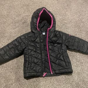 Columbia girls toddler size 3T puffer coat, black and magenta pink